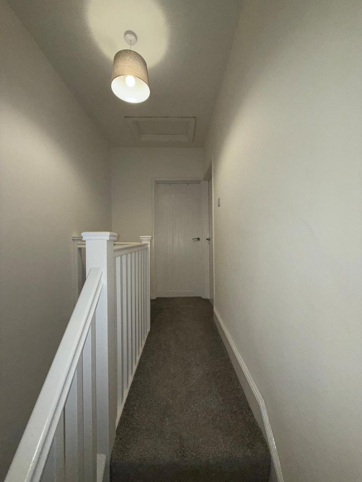 Charming 3-Bedroom House Кардифф Экстерьер фото